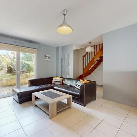 Beautiful Home In Royan With Wifi
