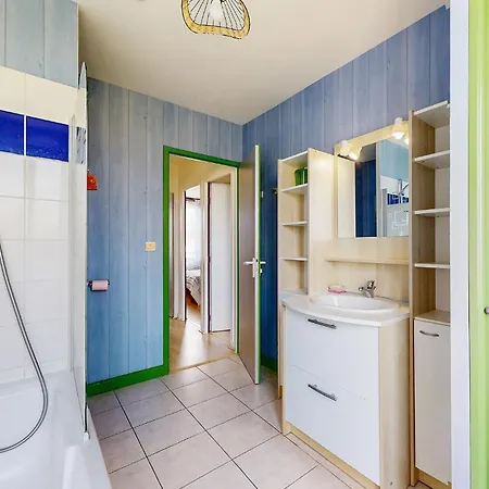 Beautiful Home In Royan With Wifi Holiday home Royan