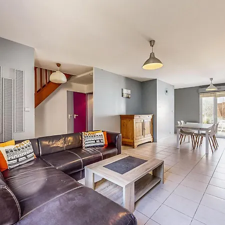 Beautiful Home In Royan With Wifi * Royan