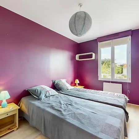 Beautiful Home In Royan With Wifi
